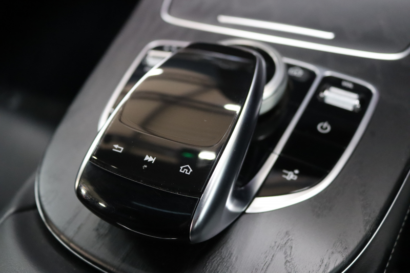 メルセデスベンツ Eクラス E200ｸｰﾍﾟ ｽﾎﾟｰﾂ ﾚｻﾞｰ&ﾚｰﾀﾞｰｾｰﾌﾃｨPKG　ｷｰﾚｽｺﾞｰ 黒本革 ﾊﾟﾉﾗﾏSR ﾍｯﾄﾞｱｯﾌﾟD HDDﾅﾋﾞTV ｽﾏﾎ連携 ﾌﾞﾙﾒｽﾀｰ 360ｶﾒﾗ PTS LEDﾗｲﾄ AMGｴｱﾛ&19AW ﾀﾞｲﾅﾐｯｸS 9AT　2年保証