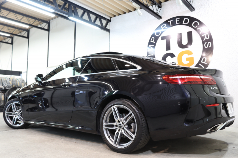 メルセデスベンツ Eクラス E200ｸｰﾍﾟ ｽﾎﾟｰﾂ ﾚｻﾞｰ&ﾚｰﾀﾞｰｾｰﾌﾃｨPKG　ｷｰﾚｽｺﾞｰ 黒本革 ﾊﾟﾉﾗﾏSR ﾍｯﾄﾞｱｯﾌﾟD HDDﾅﾋﾞTV ｽﾏﾎ連携 ﾌﾞﾙﾒｽﾀｰ 360ｶﾒﾗ PTS LEDﾗｲﾄ AMGｴｱﾛ&19AW ﾀﾞｲﾅﾐｯｸS 9AT　2年保証