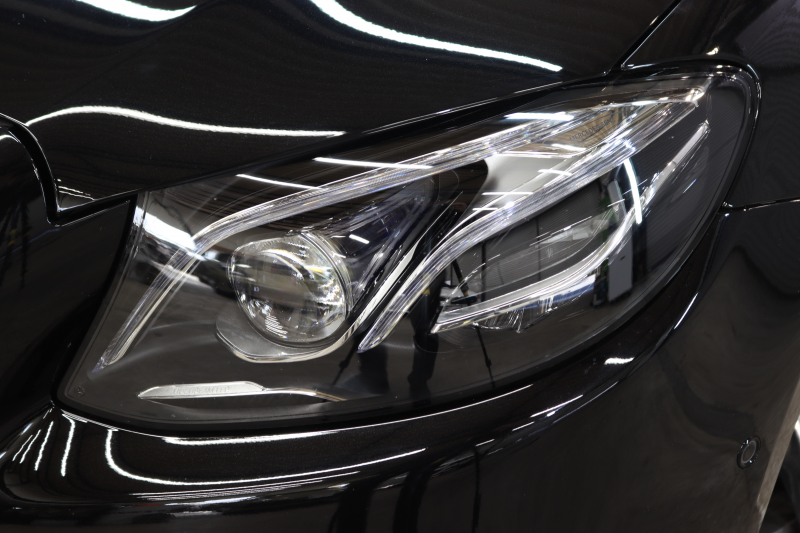 メルセデスベンツ Eクラス E220dｽﾃｰｼｮﾝﾜｺﾞﾝ AVG ｽﾎﾟｰﾂ 本革仕様 ﾚｰﾀﾞｰｾｰﾌﾃｨPKG　1ｵｰﾅｰ ｷｰﾚｽｺﾞｰ 黒本革 HDDﾅﾋﾞTV ｽﾏﾎ連携 ﾌﾞﾙﾒｽﾀｰ 360ｶﾒﾗ PTS LEDﾗｲﾄ 自動Rｹﾞｰﾄ ﾊﾝｽﾞﾌﾘｰA AMGｴｱﾛ&19AW ﾀﾞｲﾅﾐｯｸS 9AT　2年保証