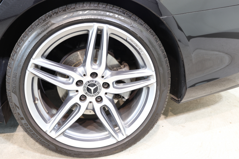 メルセデスベンツ Eクラス E220dｽﾃｰｼｮﾝﾜｺﾞﾝ AVG ｽﾎﾟｰﾂ 本革仕様 ﾚｰﾀﾞｰｾｰﾌﾃｨPKG　1ｵｰﾅｰ ｷｰﾚｽｺﾞｰ 黒本革 HDDﾅﾋﾞTV ｽﾏﾎ連携 ﾌﾞﾙﾒｽﾀｰ 360ｶﾒﾗ PTS LEDﾗｲﾄ 自動Rｹﾞｰﾄ ﾊﾝｽﾞﾌﾘｰA AMGｴｱﾛ&19AW ﾀﾞｲﾅﾐｯｸS 9AT　2年保証