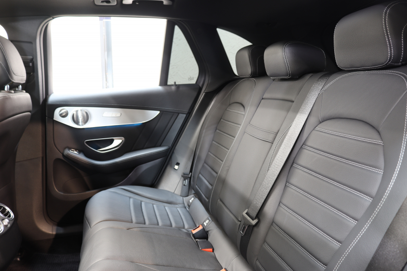 メルセデスベンツ GLC GLC250 4MATIC ｽﾎﾟｰﾂ 本革仕様 ﾚｰﾀﾞｰｾｰﾌﾃｨPKG　ｷｰﾚｽｺﾞｰ 黒本革 ﾊﾟﾉﾗﾏSR 純正HDDﾅﾋﾞTV BT音楽 ﾌﾞﾙﾒｽﾀｰ 360ｶﾒﾗ PTS LEDﾗｲﾄ 自動Rｹﾞｰﾄ ﾊﾝｽﾞﾌﾘｰA AMGｴｱﾛ&19AW 9AT　2年保証