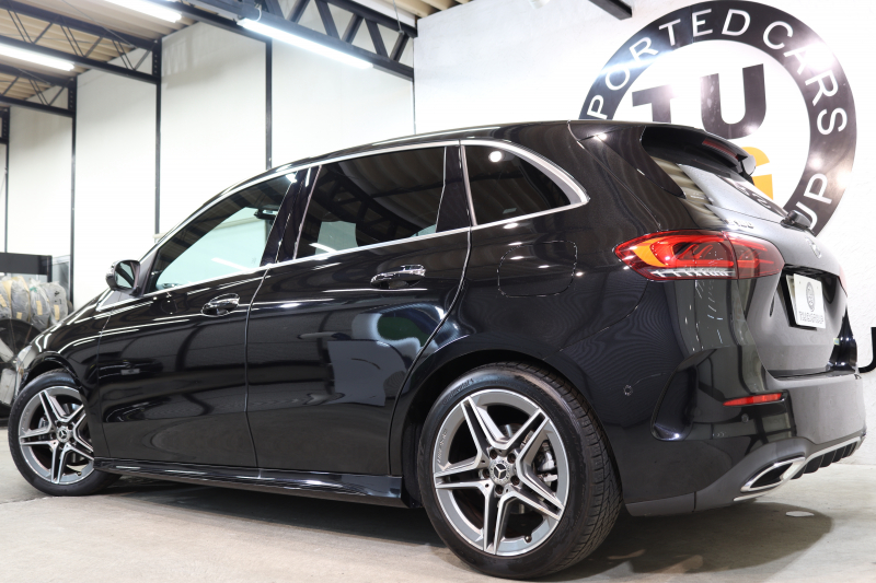 メルセデスベンツ Bクラス B180 AMGﾗｲﾝ AMGﾚｻﾞｰｴｸｽｸﾙｰｼﾌﾞ&ｱﾄﾞﾊﾞﾝｽﾄﾞ&ﾅﾋﾞｹﾞｰｼｮﾝ&ﾚｰﾀﾞｰｾｰﾌﾃｨPKG　1ｵｰﾅｰ ｷｰﾚｽｺﾞｰ 黒/赤本革 ﾊﾟﾉﾗﾏSR ﾍｯﾄﾞｱｯﾌﾟD MBUXﾅﾋﾞTV BT音楽 360ｶﾒﾗ PTS LEDﾗｲﾄ 自動Rｹﾞｰﾄ ﾊﾝｽﾞﾌﾘｰA AMGｴｱﾛ&18AW ﾜｲﾔﾚｽ充電 7AT　2年保証