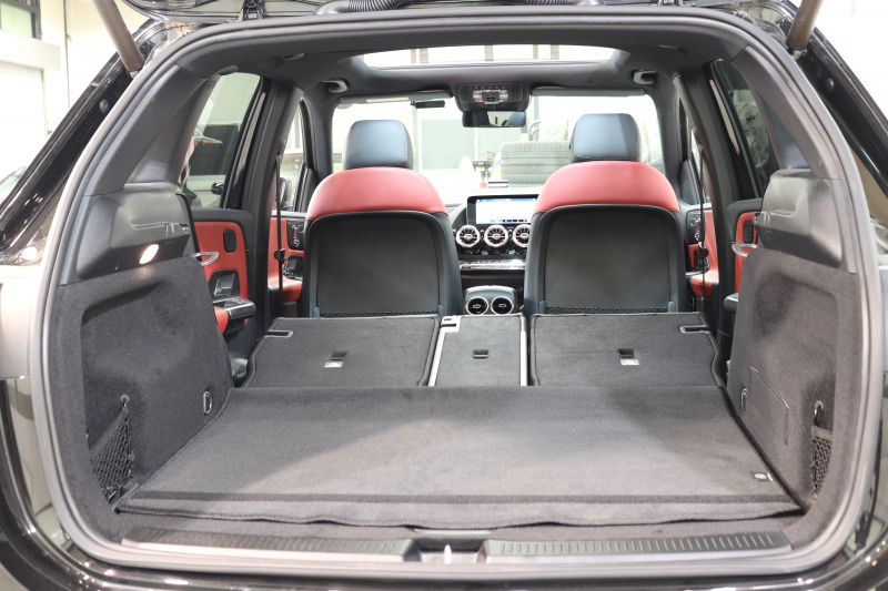 メルセデスベンツ Bクラス B180 AMGﾗｲﾝ AMGﾚｻﾞｰｴｸｽｸﾙｰｼﾌﾞ&ｱﾄﾞﾊﾞﾝｽﾄﾞ&ﾅﾋﾞｹﾞｰｼｮﾝ&ﾚｰﾀﾞｰｾｰﾌﾃｨPKG　1ｵｰﾅｰ ｷｰﾚｽｺﾞｰ 黒/赤本革 ﾊﾟﾉﾗﾏSR ﾍｯﾄﾞｱｯﾌﾟD MBUXﾅﾋﾞTV BT音楽 360ｶﾒﾗ PTS LEDﾗｲﾄ 自動Rｹﾞｰﾄ ﾊﾝｽﾞﾌﾘｰA AMGｴｱﾛ&18AW ﾜｲﾔﾚｽ充電 7AT　2年保証