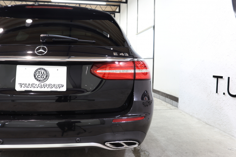 AMG Eクラス E43 4MATIC ｽﾃｰｼｮﾝﾜｺﾞﾝ ﾚｰﾀﾞｰｾｰﾌﾃｨPKG　ｷｰﾚｽｺﾞｰ 黒本革 ｼｰﾄﾋｰﾀｰ ﾊﾟﾉﾗﾏSR ﾍｯﾄﾞｱｯﾌﾟD HDDﾅﾋﾞTV ｽﾏﾎ連携 ﾌﾞﾙﾒｽﾀｰ 360ｶﾒﾗ PTS LEDﾗｲﾄ 自動Rｹﾞｰﾄ ﾊﾝｽﾞﾌﾘｰA AMG専用装備&ﾁｭｰﾆﾝｸﾞ 9AT　2年保証