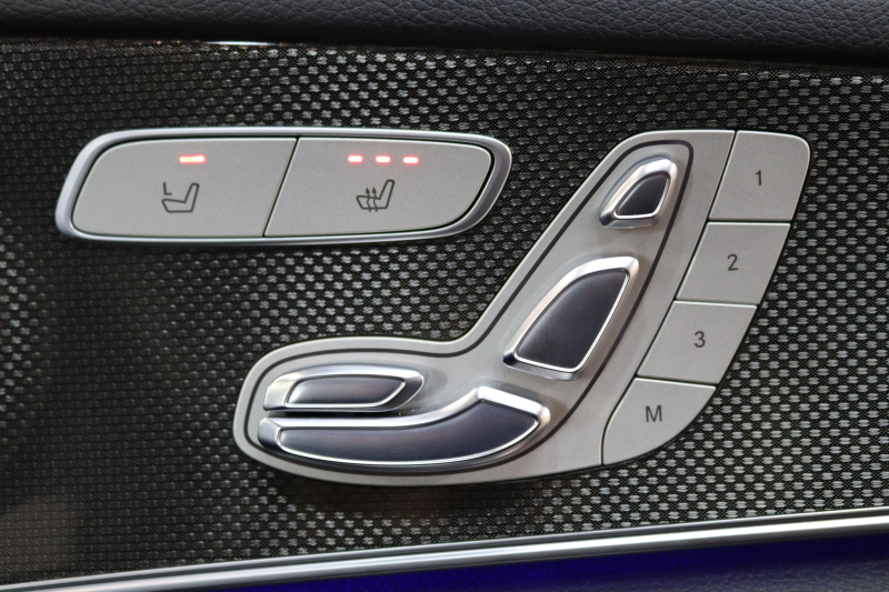 AMG Eクラス E43 4MATIC ｽﾃｰｼｮﾝﾜｺﾞﾝ ﾚｰﾀﾞｰｾｰﾌﾃｨPKG　ｷｰﾚｽｺﾞｰ 黒本革 ｼｰﾄﾋｰﾀｰ ﾊﾟﾉﾗﾏSR ﾍｯﾄﾞｱｯﾌﾟD HDDﾅﾋﾞTV ｽﾏﾎ連携 ﾌﾞﾙﾒｽﾀｰ 360ｶﾒﾗ PTS LEDﾗｲﾄ 自動Rｹﾞｰﾄ ﾊﾝｽﾞﾌﾘｰA AMG専用装備&ﾁｭｰﾆﾝｸﾞ 9AT　2年保証