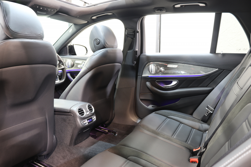 AMG Eクラス E43 4MATIC ｽﾃｰｼｮﾝﾜｺﾞﾝ ﾚｰﾀﾞｰｾｰﾌﾃｨPKG　ｷｰﾚｽｺﾞｰ 黒本革 ｼｰﾄﾋｰﾀｰ ﾊﾟﾉﾗﾏSR ﾍｯﾄﾞｱｯﾌﾟD HDDﾅﾋﾞTV ｽﾏﾎ連携 ﾌﾞﾙﾒｽﾀｰ 360ｶﾒﾗ PTS LEDﾗｲﾄ 自動Rｹﾞｰﾄ ﾊﾝｽﾞﾌﾘｰA AMG専用装備&ﾁｭｰﾆﾝｸﾞ 9AT　2年保証