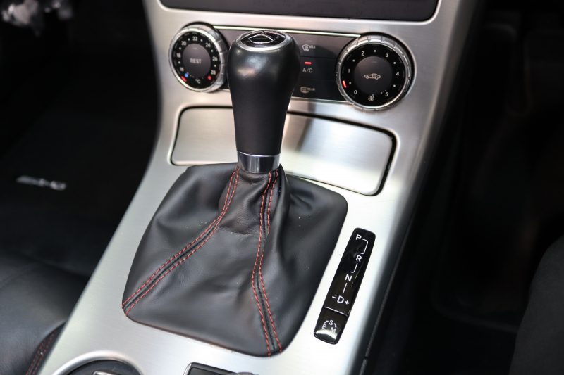 メルセデスベンツ SLKクラス SLK200 ｴｸｽｸﾙｰｼﾌﾞ AMGｽﾎﾟｰﾂ&ﾚｰﾀﾞｰｾｰﾌﾃｨPKG　中期 ｷｰﾚｽｺﾞｰ 黒本革 ｴｱｽｶｰﾌ ｶﾞﾗｽﾙｰﾌ HDDﾅﾋﾞTV BT音楽 ﾊﾞｯｸｶﾒﾗ PTS DSRC ｷｾﾉﾝ AMGｴｱﾛ&18AW ｴｱｶﾞｲﾄﾞ　2年保証