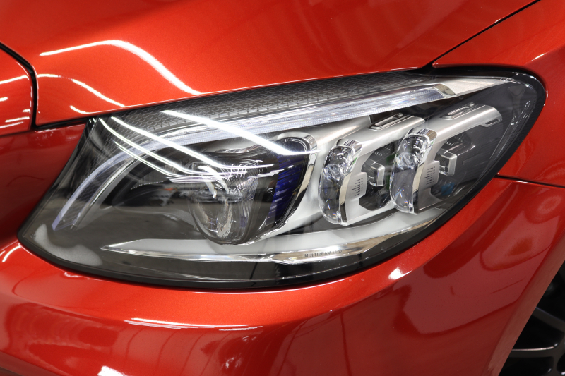 AMG Cクラス C43 4MATIC ｶﾌﾞﾘｵﾚ ﾚｰﾀﾞｰｾｰﾌﾃｨPKG　後期 ｷｰﾚｽｺﾞｰ 白本革 ｴｱｽｶｰﾌ ﾍｯﾄﾞｱｯﾌﾟD HDDﾅﾋﾞTV ｽﾏﾎ連携 ﾌﾞﾙﾒｽﾀｰ ﾊﾞｯｸｶﾒﾗ PTS LEDﾗｲﾄ AMG専用装備&ﾁｭｰﾆﾝｸﾞﾀﾞｲﾅﾐｯｸｾﾚｸﾄ 青幌 9AT　2年保証