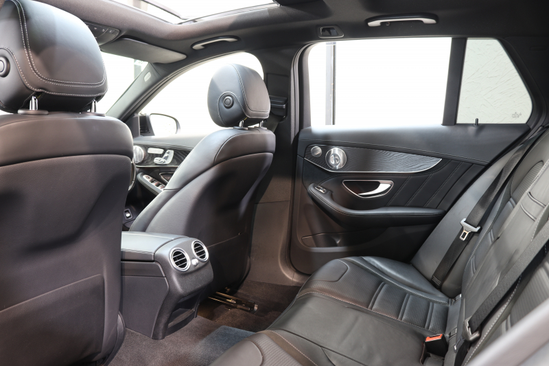 AMG Cクラス C63 ｽﾃｰｼｮﾝﾜｺﾞﾝ ﾚｰﾀﾞｰｾｰﾌﾃｨPKG　ｷｰﾚｽｺﾞｰ 黒本革 ﾊﾟﾉﾗﾏSR HDDﾅﾋﾞTV BT音楽 ﾌﾞﾙﾒｽﾀｰ ﾊﾞｯｸｶﾒﾗ PTS LEDﾗｲﾄ ﾊﾝｽﾞﾌﾘｰA AMG専用装備&ﾁｭｰﾆﾝｸﾞ ﾀﾞｲﾅﾐｯｸｾﾚｸﾄ　2年保証