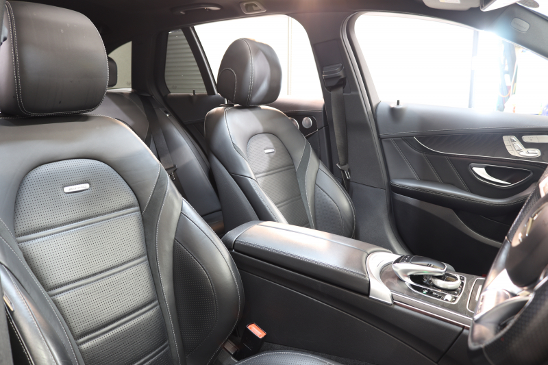 AMG Cクラス C63 ｽﾃｰｼｮﾝﾜｺﾞﾝ ﾚｰﾀﾞｰｾｰﾌﾃｨPKG　ｷｰﾚｽｺﾞｰ 黒本革 ﾊﾟﾉﾗﾏSR HDDﾅﾋﾞTV BT音楽 ﾌﾞﾙﾒｽﾀｰ ﾊﾞｯｸｶﾒﾗ PTS LEDﾗｲﾄ ﾊﾝｽﾞﾌﾘｰA AMG専用装備&ﾁｭｰﾆﾝｸﾞ ﾀﾞｲﾅﾐｯｸｾﾚｸﾄ　2年保証