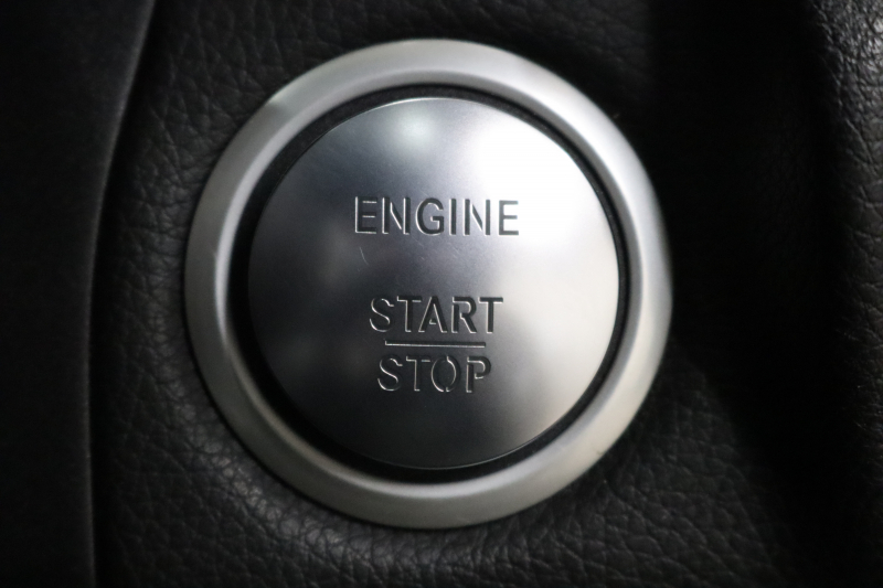 AMG Cクラス C63 ｽﾃｰｼｮﾝﾜｺﾞﾝ ﾚｰﾀﾞｰｾｰﾌﾃｨPKG　ｷｰﾚｽｺﾞｰ 黒本革 ﾊﾟﾉﾗﾏSR HDDﾅﾋﾞTV BT音楽 ﾌﾞﾙﾒｽﾀｰ ﾊﾞｯｸｶﾒﾗ PTS LEDﾗｲﾄ ﾊﾝｽﾞﾌﾘｰA AMG専用装備&ﾁｭｰﾆﾝｸﾞ ﾀﾞｲﾅﾐｯｸｾﾚｸﾄ　2年保証