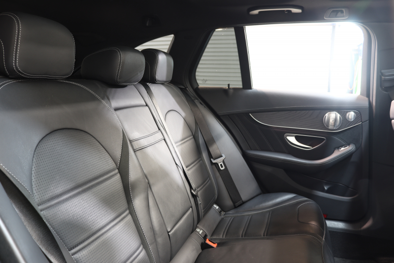 AMG Cクラス C63 ｽﾃｰｼｮﾝﾜｺﾞﾝ ﾚｰﾀﾞｰｾｰﾌﾃｨPKG　ｷｰﾚｽｺﾞｰ 黒本革 ﾊﾟﾉﾗﾏSR HDDﾅﾋﾞTV BT音楽 ﾌﾞﾙﾒｽﾀｰ ﾊﾞｯｸｶﾒﾗ PTS LEDﾗｲﾄ ﾊﾝｽﾞﾌﾘｰA AMG専用装備&ﾁｭｰﾆﾝｸﾞ ﾀﾞｲﾅﾐｯｸｾﾚｸﾄ　2年保証