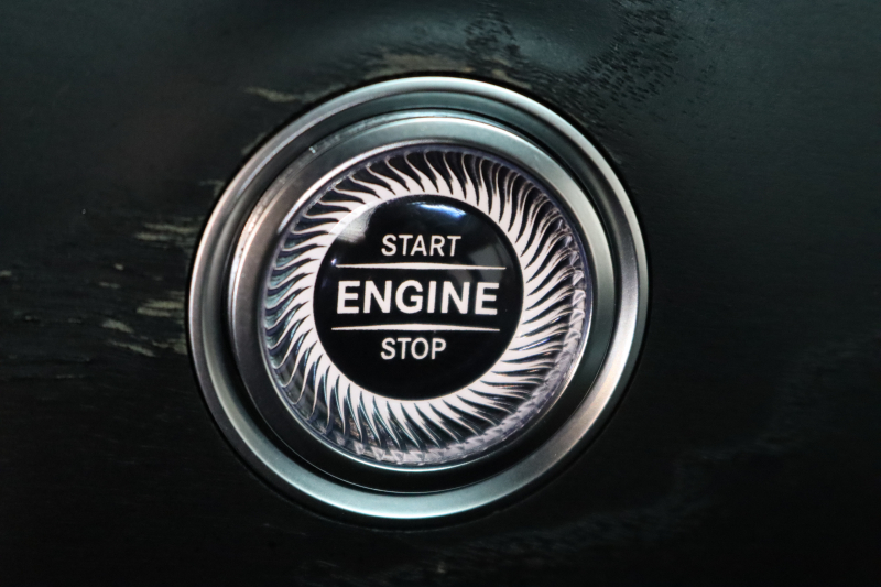 メルセデスベンツ Eクラス E200 AVG AMGﾗｲﾝ ｴｸｽｸﾙｰｼﾌﾞ&ﾚｰﾀﾞｰｾｰﾌﾃｨPKG　BSG搭載 中期 NEWｽﾃｱﾘﾝｸﾞ ｷｰﾚｽｺﾞｰ 黒本革 ﾊﾟﾉﾗﾏSR ﾍｯﾄﾞｱｯﾌﾟD HDDﾅﾋﾞTV ｽﾏﾎ連携 ﾌﾞﾙﾒｽﾀｰ 360ｶﾒﾗ PTS LEDﾗｲﾄ 自動ﾄﾗﾝｸ AMGｴｱﾛ&19AW ﾀﾞｲﾅﾐｯｸｾﾚｸﾄ 9AT　2年保証