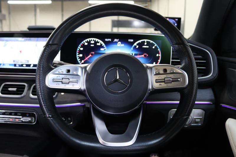 メルセデスベンツ GLE GLE400d 4MATIC ｽﾎﾟｰﾂ ﾚｰﾀﾞｰｾｰﾌﾃｨPKG　MEｺﾈｸﾄ ｷｰﾚｽｺﾞｰ 黒/白本革 ﾍﾞﾝﾁﾚｰﾀｰ ﾊﾟﾉﾗﾏSR HUD MBUXﾅﾋﾞTV BT音楽 ﾌﾞﾙﾒｽﾀｰ 360ｶﾒﾗ PTS LEDﾗｲﾄ 自動Rｹﾞｰﾄ ﾊﾝｽﾞﾌﾘｰA AMGｴｱﾛ&20AW ﾜｲﾔﾚｽ充電 9AT　2年保証