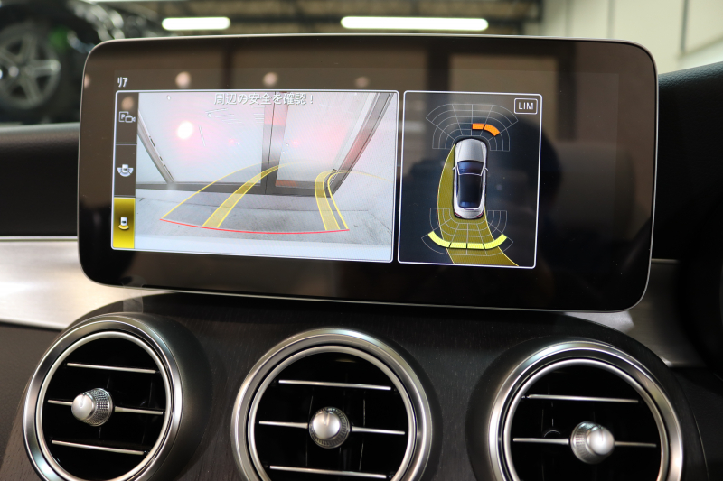 メルセデスベンツ Cクラス C180ｶﾌﾞﾘｵﾚ ｽﾎﾟｰﾂ ﾚｻﾞｰｴｸｽｸﾙｰｼﾌﾞ&ﾚｰﾀﾞｰｾｰﾌﾃｨPKG　後期最終 ｷｰﾚｽｺﾞｰ 白本革 ｴｱｽｶｰﾌ 青幌 ﾍｯﾄﾞｱｯﾌﾟD HDDﾅﾋﾞTV ｽﾏﾎ連携 ﾊﾞｯｸｶﾒﾗ PTS LEDﾗｲﾄ AMGｴｱﾛ&19AW ｴｱｻｽ 9AT　2年保証