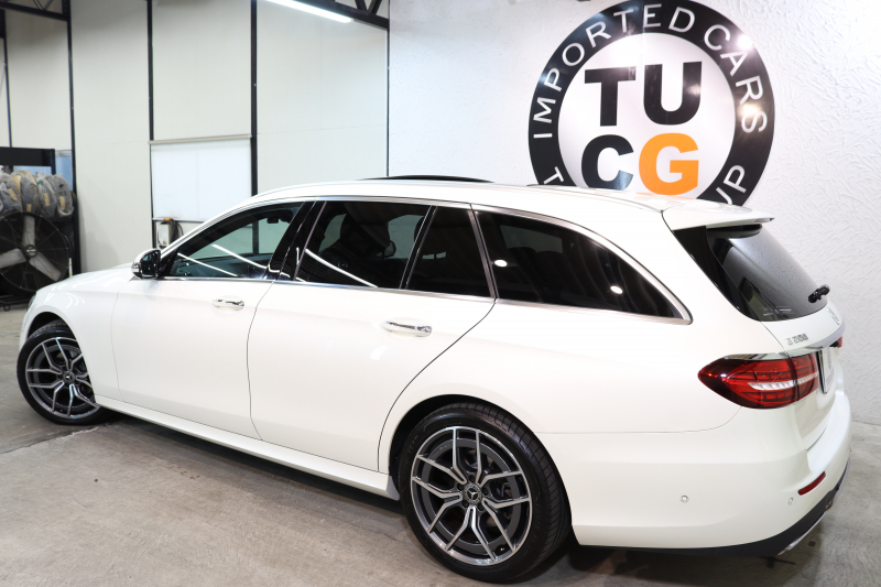 メルセデスベンツ Eクラス E200ｽﾃｰｼｮﾝﾜｺﾞﾝ ｽﾎﾟｰﾂ AMGﾗｲﾝｲﾝﾃﾘｱ&ｴｸｽｸﾙｰｼﾌﾞ&ﾚｰﾀﾞｰｾｰﾌﾃｨPKG　後期 ｷｰﾚｽｺﾞｰ 黒本革 ﾊﾟﾉﾗﾏSR ﾍｯﾄﾞｱｯﾌﾟD MBUXﾅﾋﾞTV&ARﾅﾋﾞ 360ｶﾒﾗ PTS LEDﾗｲﾄ 自動Rｹﾞｰﾄ AMGｴｱﾛ&19AW ﾀﾞｲﾅﾐｯｸS 9AT　2年保証