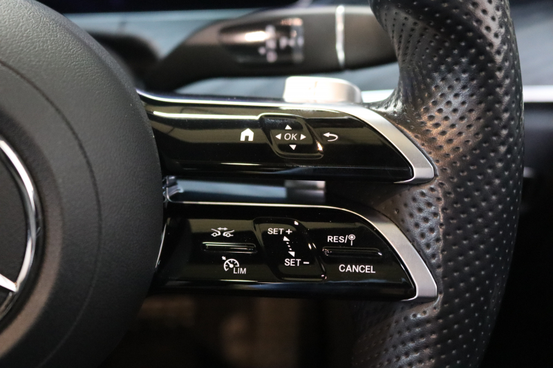 メルセデスベンツ Eクラス E200ｽﾃｰｼｮﾝﾜｺﾞﾝ ｽﾎﾟｰﾂ AMGﾗｲﾝｲﾝﾃﾘｱ&ｴｸｽｸﾙｰｼﾌﾞ&ﾚｰﾀﾞｰｾｰﾌﾃｨPKG　後期 ｷｰﾚｽｺﾞｰ 黒本革 ﾊﾟﾉﾗﾏSR ﾍｯﾄﾞｱｯﾌﾟD MBUXﾅﾋﾞTV&ARﾅﾋﾞ 360ｶﾒﾗ PTS LEDﾗｲﾄ 自動Rｹﾞｰﾄ AMGｴｱﾛ&19AW ﾀﾞｲﾅﾐｯｸS 9AT　2年保証