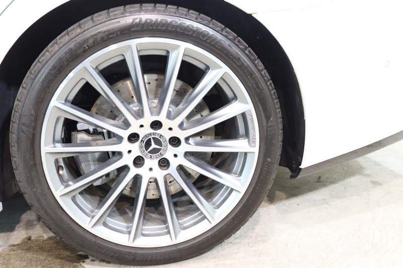 メルセデスベンツ Sクラス S500ﾛﾝｸﾞ 4MATIC AMGﾗｲﾝ&ﾚｰﾀﾞｰｾｰﾌﾃｨPKG　ISG搭載 ｷｰﾚｽｺﾞｰ 黒本革 全席Sﾋｰﾀｰ ﾍﾞﾝﾁﾚｰﾀ ﾏｯｻｰｼﾞ機能 ﾊﾟﾉﾗﾏSR ﾍｯﾄﾞｱｯﾌﾟD MBUX/ARﾅﾋﾞ TV ｽﾏﾎ連携 360ｶﾒﾗ PTS DIGITALﾗｲﾄ 自動ﾄﾗﾝｸ AMGｴｱﾛ&20AW ﾜｲﾔﾚｽ充電 ｴｱｻｽ 9AT Rｱｸｽﾙｽﾃｱ　2年保証