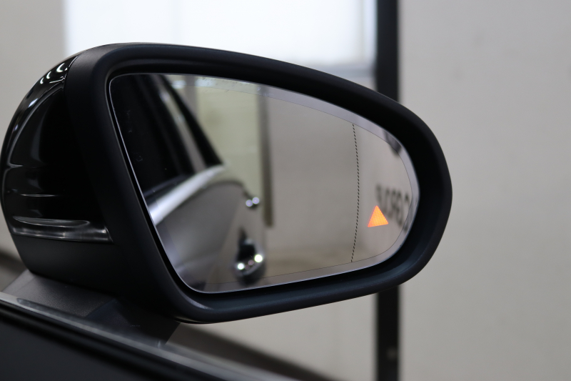 メルセデスベンツ Aクラス A180ｽﾀｲﾙ AMGﾗｲﾝ AMGﾚｻﾞｰｴｸｽｸﾙｰｼﾌﾞ&ｱﾄﾞﾊﾞﾝｽﾄﾞ&ﾅﾋﾞｹﾞｰｼｮﾝ&ﾚｰﾀﾞｰｾｰﾌﾃｨPKG　ｷｰﾚｽｺﾞｰ 赤/黒本革 ﾍｯﾄﾞｱｯﾌﾟD MBUXﾅﾋﾞTV BT音楽 ｱﾄﾞﾊﾞﾝｽﾄﾞｻｳﾝﾄﾞ 360ｶﾒﾗ PTS LEDﾗｲﾄ AMGｴｱﾛ&18AW ﾜｲﾔﾚｽ充電　2年保証