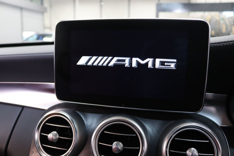 AMG Cクラス C43 4MATIC ｴｸｽｸﾙｰｼﾌﾞ&ﾚｰﾀﾞｰｾｰﾌﾃｨPKG　ｷｰﾚｽｺﾞｰ 赤本革 ﾊﾟﾉﾗﾏSR HDDﾅﾋﾞTV BT音楽 ﾌﾞﾙﾒｽﾀｰ ﾊﾞｯｸｶﾒﾗ PTS LEDﾗｲﾄ ﾊﾝｽﾞﾌﾘｰA AMG専用装備&ﾁｭｰﾆﾝｸﾞﾀﾞｲﾅﾐｯｸｾﾚｸﾄ 9AT　2年保証