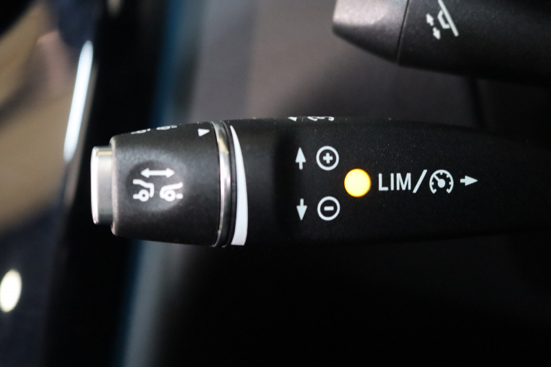 メルセデスベンツ GLC GLC250 4MATIC ｽﾎﾟｰﾂ 本革仕様 ｷｰﾚｽｺﾞｰ 黒本革 ﾊﾟﾉﾗﾏSR ﾍｯﾄﾞｱｯﾌﾟD HDDﾅﾋﾞTV BT音楽 ﾌﾞﾙﾒｽﾀｰ 360ｶﾒﾗ PTS LEDﾗｲﾄ ﾊﾝｽﾞﾌﾘｰA AMGｴｱﾛ&19AW ﾀﾞｲﾅﾐｯｸｾﾚｸﾄ 9AT　2年保証