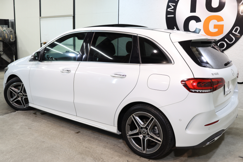 メルセデスベンツ Bクラス B180 AMGﾗｲﾝ AMGﾚｻﾞｰｴｸｽｸﾙｰｼﾌﾞ&ｱﾄﾞﾊﾞﾝｽﾄﾞ&ﾅﾋﾞｹﾞｰｼｮﾝ&ﾚｰﾀﾞｰｾｰﾌﾃｨPKG　ｷｰﾚｽｺﾞｰ 赤/黒本革 ﾊﾟﾉﾗﾏSR ﾍｯﾄﾞｱｯﾌﾟD MBUXﾅﾋﾞTV BT音楽 360ｶﾒﾗ PTS LEDﾗｲﾄ 自動Rｹﾞｰﾄ ﾊﾝｽﾞﾌﾘｰA AMGｴｱﾛ&18AW ﾜｲﾔﾚｽ充電 7AT　2年保証