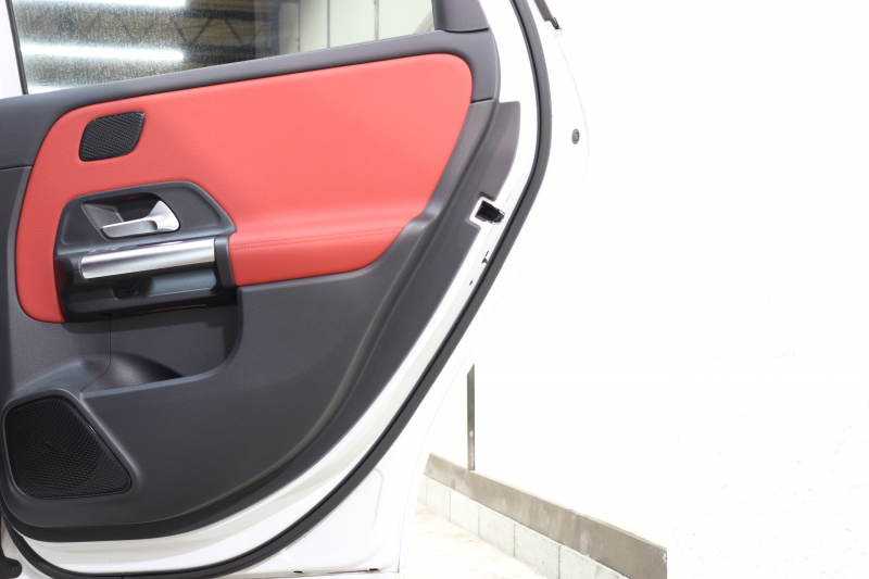 メルセデスベンツ Bクラス B180 AMGﾗｲﾝ AMGﾚｻﾞｰｴｸｽｸﾙｰｼﾌﾞ&ｱﾄﾞﾊﾞﾝｽﾄﾞ&ﾅﾋﾞｹﾞｰｼｮﾝ&ﾚｰﾀﾞｰｾｰﾌﾃｨPKG　ｷｰﾚｽｺﾞｰ 赤/黒本革 ﾊﾟﾉﾗﾏSR ﾍｯﾄﾞｱｯﾌﾟD MBUXﾅﾋﾞTV BT音楽 360ｶﾒﾗ PTS LEDﾗｲﾄ 自動Rｹﾞｰﾄ ﾊﾝｽﾞﾌﾘｰA AMGｴｱﾛ&18AW ﾜｲﾔﾚｽ充電 7AT　2年保証