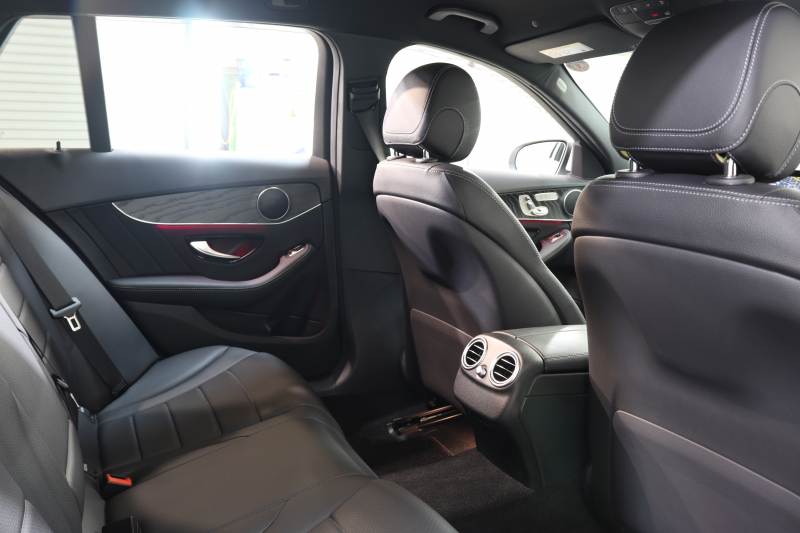 メルセデスベンツ Cクラス C200ｽﾃｰｼｮﾝﾜｺﾞﾝ ﾛｰﾚｳｽｴﾃﾞｨｼｮﾝ ｽﾎﾟｰﾂﾌﾟﾗｽ&ﾚｰﾀﾞｰｾｰﾌﾃｨPKG　特別仕様車 BSG搭載 後期最終ﾓﾃﾞﾙ 1ｵｰﾅｰ ｷｰﾚｽｺﾞｰ 黒革 ﾍｯﾄﾞｱｯﾌﾟD HDDﾅﾋﾞTV ｽﾏﾎ連携 ﾊﾞｯｸｶﾒﾗ PTS LEDﾗｲﾄ ﾊﾝｽﾞﾌﾘｰA AMGｴｱﾛ&18AW ﾜｲﾔﾚｽ充電 9AT　2年保証