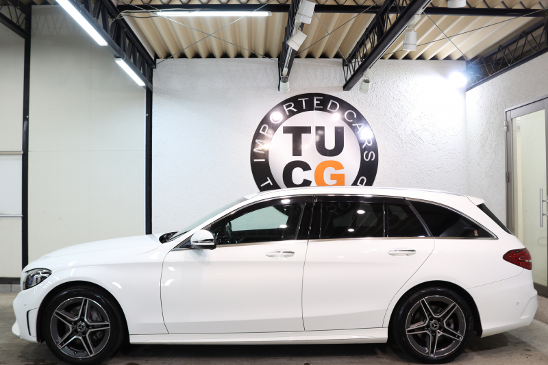 メルセデスベンツ Cクラス C200ｽﾃｰｼｮﾝﾜｺﾞﾝ ﾛｰﾚｳｽｴﾃﾞｨｼｮﾝ ｽﾎﾟｰﾂﾌﾟﾗｽ&ﾚｰﾀﾞｰｾｰﾌﾃｨPKG　特別仕様車 BSG搭載 後期最終ﾓﾃﾞﾙ 1ｵｰﾅｰ ｷｰﾚｽｺﾞｰ 黒革 ﾍｯﾄﾞｱｯﾌﾟD HDDﾅﾋﾞTV ｽﾏﾎ連携 ﾊﾞｯｸｶﾒﾗ PTS LEDﾗｲﾄ ﾊﾝｽﾞﾌﾘｰA AMGｴｱﾛ&18AW ﾜｲﾔﾚｽ充電 9AT　2年保証