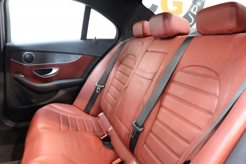 メルセデスベンツ Cクラス C200 AVG AMGﾗｲﾝ ﾚｻﾞｰｴｸｽｸﾙｰｼﾌﾞ&ﾚｰﾀﾞｰｾｰﾌﾃｨPKG　1ｵｰﾅｰ ｷｰﾚｽｺﾞｰ 赤本革 ﾍｯﾄﾞｱｯﾌﾟD HDDﾅﾋﾞTV BT音楽 ﾊﾞｯｸｶﾒﾗ PTS LEDﾗｲﾄ ﾊﾝｽﾞﾌﾘｰA AMGｴｱﾛ&18AW ﾀﾞｲﾅﾐｯｸS ｴｱｻｽ　2年保証