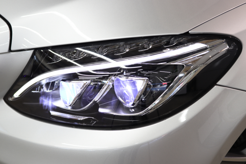 メルセデスベンツ Cクラス C200 AVG AMGﾗｲﾝ ﾚｻﾞｰｴｸｽｸﾙｰｼﾌﾞ&ﾚｰﾀﾞｰｾｰﾌﾃｨPKG　1ｵｰﾅｰ ｷｰﾚｽｺﾞｰ 赤本革 ﾍｯﾄﾞｱｯﾌﾟD HDDﾅﾋﾞTV BT音楽 ﾊﾞｯｸｶﾒﾗ PTS LEDﾗｲﾄ ﾊﾝｽﾞﾌﾘｰA AMGｴｱﾛ&18AW ﾀﾞｲﾅﾐｯｸS ｴｱｻｽ　2年保証