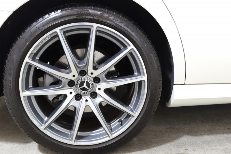 メルセデスベンツ Eクラス E300 ｽﾎﾟｰﾂ ｴｸｽｸﾙｰｼﾌﾞ&ﾚｰﾀﾞｰｾｰﾌﾃｨPKG　後期 MEｺﾈｸﾄ ｷｰﾚｽｺﾞｰ 黒本革 ﾊﾟﾉﾗﾏSR ﾍｯﾄﾞｱｯﾌﾟD MBUXﾅﾋﾞTV ｽﾏﾎ連携 ﾌﾞﾙﾒｽﾀｰ 360ｶﾒﾗ PTS LEDﾗｲﾄ 自動ﾄﾗﾝｸ AMGｴｱﾛ&19AW ﾀﾞｲﾅﾐｯｸS ｴｱｻｽ 9AT　2年保証