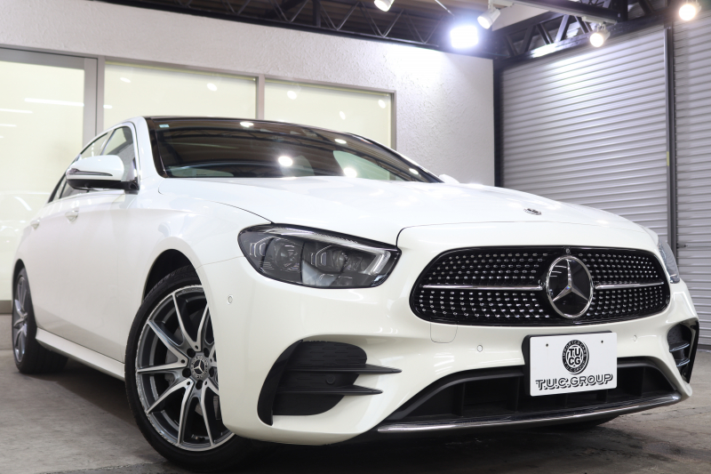 メルセデスベンツ Eクラス E300 ｽﾎﾟｰﾂ ｴｸｽｸﾙｰｼﾌﾞ&ﾚｰﾀﾞｰｾｰﾌﾃｨPKG　後期 MEｺﾈｸﾄ ｷｰﾚｽｺﾞｰ 黒本革 ﾊﾟﾉﾗﾏSR ﾍｯﾄﾞｱｯﾌﾟD MBUXﾅﾋﾞTV ｽﾏﾎ連携 ﾌﾞﾙﾒｽﾀｰ 360ｶﾒﾗ PTS LEDﾗｲﾄ 自動ﾄﾗﾝｸ AMGｴｱﾛ&19AW ﾀﾞｲﾅﾐｯｸS ｴｱｻｽ 9AT　2年保証