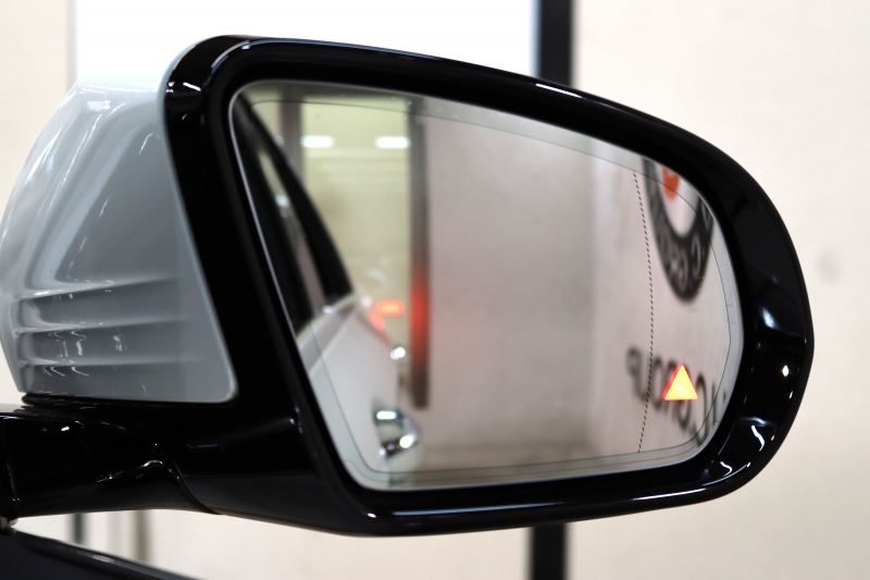 メルセデスベンツ Eクラス E300 ｽﾎﾟｰﾂ ｴｸｽｸﾙｰｼﾌﾞ&ﾚｰﾀﾞｰｾｰﾌﾃｨPKG　後期 MEｺﾈｸﾄ ｷｰﾚｽｺﾞｰ 黒本革 ﾊﾟﾉﾗﾏSR ﾍｯﾄﾞｱｯﾌﾟD MBUXﾅﾋﾞTV ｽﾏﾎ連携 ﾌﾞﾙﾒｽﾀｰ 360ｶﾒﾗ PTS LEDﾗｲﾄ 自動ﾄﾗﾝｸ AMGｴｱﾛ&19AW ﾀﾞｲﾅﾐｯｸS ｴｱｻｽ 9AT　2年保証