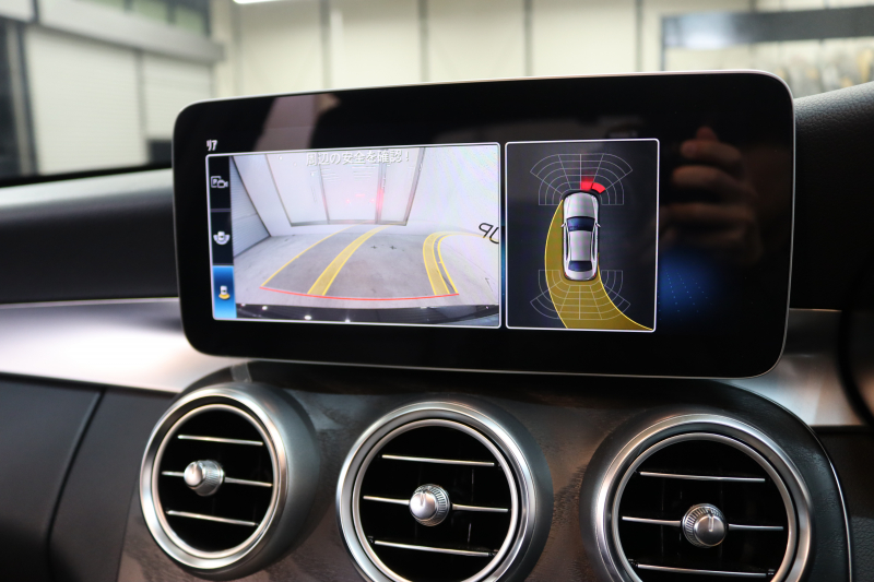 メルセデスベンツ Cクラス C200 AVG AMGﾗｲﾝ ﾚｰﾀﾞｰｾｰﾌﾃｨPKG　BSG搭載 後期 MEｺﾈｸﾄ ｷｰﾚｽｺﾞｰ 黒革 HDDﾅﾋﾞTV ｽﾏﾎ連携 ﾊﾞｯｸｶﾒﾗ PTS LEDﾗｲﾄ AMGｴｱﾛ&18AW ﾀﾞｲﾅﾐｯｸS ｴｱｻｽ 9AT　2年保証