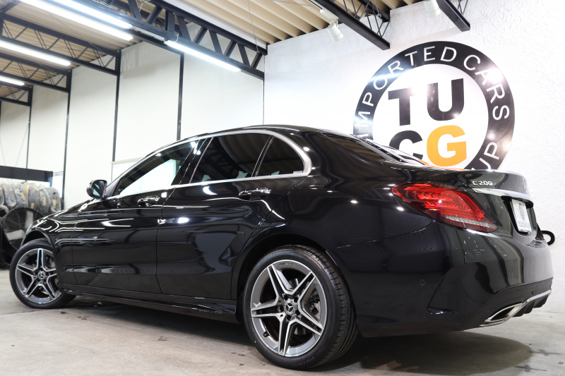 メルセデスベンツ Cクラス C200 AVG AMGﾗｲﾝ ﾚｰﾀﾞｰｾｰﾌﾃｨPKG　BSG搭載 後期 MEｺﾈｸﾄ ｷｰﾚｽｺﾞｰ 黒革 HDDﾅﾋﾞTV ｽﾏﾎ連携 ﾊﾞｯｸｶﾒﾗ PTS LEDﾗｲﾄ AMGｴｱﾛ&18AW ﾀﾞｲﾅﾐｯｸS ｴｱｻｽ 9AT　2年保証
