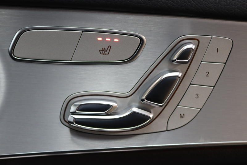 メルセデスベンツ GLC GLC220d 4MATIC ｽﾎﾟｰﾂ ﾚｰﾀﾞｰｾｰﾌﾃｨPKG　ｷｰﾚｽｺﾞｰ ﾌﾞﾗｯｸﾚｻﾞｰDINAMICAｼｰﾄ ﾍｯﾄﾞｱｯﾌﾟD HDDﾅﾋﾞTV BT音楽 360ｶﾒﾗ PTS LEDﾗｲﾄ ﾊﾝｽﾞﾌﾘｰA AMGｴｱﾛ&19AW ﾀﾞｲﾅﾐｯｸS 9AT　2年保証