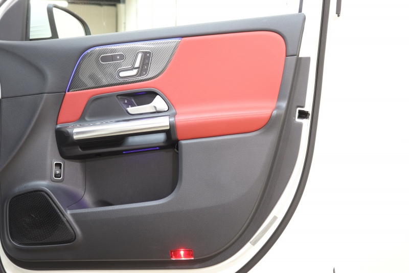 メルセデスベンツ GLA GLA200d 4MATIC AMGﾗｲﾝ AMGﾚｻﾞｰｴｸｽｸﾙｰｼﾌﾞ&ｱﾄﾞﾊﾞﾝｽﾄﾞ&ﾅﾋﾞｹﾞｰｼｮﾝ&ﾚｰﾀﾞｰｾｰﾌﾃｨPKG　ｷｰﾚｽｺﾞｰ 赤/黒本革 ﾊﾟﾉﾗﾏSR ﾍｯﾄﾞｱｯﾌﾟD MBUXﾅﾋﾞTV BT音楽 ｱﾄﾞﾊﾞﾝｽﾄﾞｻｳﾝﾄﾞ 360ｶﾒﾗ PTS LEDﾗｲﾄ ﾊﾝｽﾞﾌﾘｰA AMGｴｱﾛ&19AW 8AT　2年保証