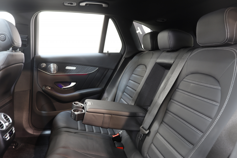 メルセデスベンツ GLC GLC220d 4MATIC AMGﾗｲﾝ ﾚｻﾞｰｴｸｽｸﾙｰｼﾌﾞ&ﾚｰﾀﾞｰｾｰﾌﾃｨPKG　後期 1ｵｰﾅｰ ｷｰﾚｽｺﾞｰ 黒本革 ﾍﾞﾝﾁﾚｰﾀｰ ﾊﾟﾉﾗﾏSR ﾍｯﾄﾞｱｯﾌﾟD MBUXﾅﾋﾞTV BT音楽 ﾌﾞﾙﾒｽﾀｰ 360ｶﾒﾗ PTS LEDﾗｲﾄ ﾊﾝｽﾞﾌﾘｰA AMGｴｱﾛ&19AW ｴｱｻｽ ﾜｲﾔﾚｽ充電 9AT　2年保証