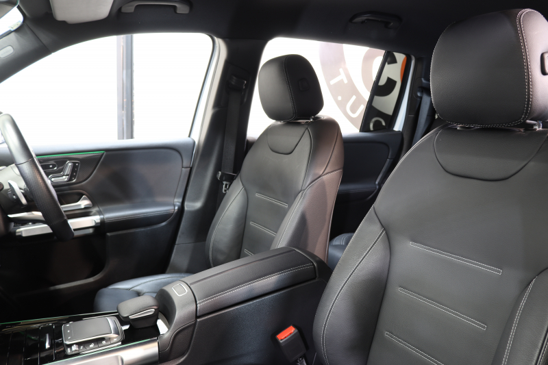 メルセデスベンツ GLB GLB250 4MATIC ｽﾎﾟｰﾂ ﾅｲﾄ&ﾅﾋﾞｹﾞｰｼｮﾝ&ﾚｰﾀﾞｰｾｰﾌﾃｨPKG　ｷｰﾚｽｺﾞｰ 黒本革 MBUXﾅﾋﾞTV BT音楽 ｱﾄﾞﾊﾞﾝｽﾄﾞｻｳﾝﾄﾞ 360ｶﾒﾗ PTS LEDﾗｲﾄ ﾊﾝｽﾞﾌﾘｰA AMGｴｱﾛ&20AW 8AT　2年保証