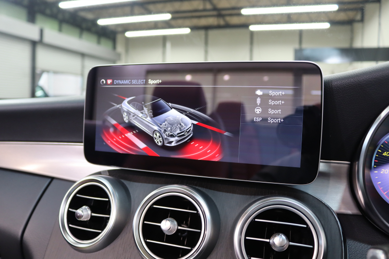 メルセデスベンツ Cクラス C180ｶﾌﾞﾘｵﾚ ｽﾎﾟｰﾂ ﾚｻﾞｰｴｸｽｸﾙｰｼﾌﾞ&ﾚｰﾀﾞｰｾｰﾌﾃｨPKG　後期 1ｵｰﾅｰ ｷｰﾚｽｺﾞｰ 赤本革 ｴｱｽｶｰﾌ ﾍｯﾄﾞｱｯﾌﾟD HDDﾅﾋﾞTV ｽﾏﾎ連携 ﾊﾞｯｸｶﾒﾗ PTS LEDﾗｲﾄ 赤幌 ﾀﾞｲﾅﾐｯｸS ｴｱｻｽ 9AT　2年保証