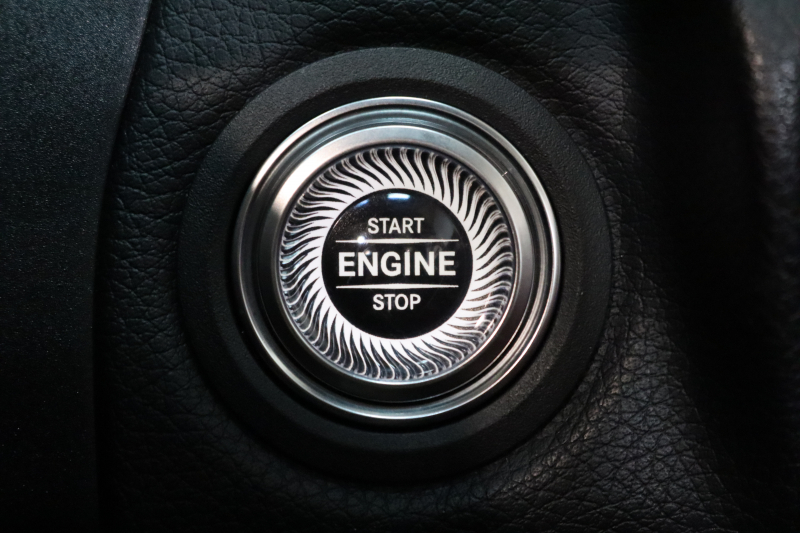 メルセデスベンツ Cクラス C180ｶﾌﾞﾘｵﾚ ｽﾎﾟｰﾂ ﾚｻﾞｰｴｸｽｸﾙｰｼﾌﾞ&ﾚｰﾀﾞｰｾｰﾌﾃｨPKG　後期 1ｵｰﾅｰ ｷｰﾚｽｺﾞｰ 赤本革 ｴｱｽｶｰﾌ ﾍｯﾄﾞｱｯﾌﾟD HDDﾅﾋﾞTV ｽﾏﾎ連携 ﾊﾞｯｸｶﾒﾗ PTS LEDﾗｲﾄ 赤幌 ﾀﾞｲﾅﾐｯｸS ｴｱｻｽ 9AT　2年保証