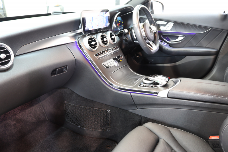 メルセデスベンツ Cクラス C220dｽﾃｰｼｮﾝﾜｺﾞﾝ AVG AMGﾗｲﾝ ﾚｻﾞｰｴｸｽｸﾙｰｼﾌﾞ&ﾚｰﾀﾞｰｾｰﾌﾃｨPKG　後期 MEｺﾈｸﾄ ｷｰﾚｽｺﾞｰ 黒本革 ﾍｯﾄﾞｱｯﾌﾟD HDDﾅﾋﾞTV ｽﾏﾎ連携 ﾊﾞｯｸｶﾒﾗ PTS LEDﾗｲﾄ ﾊﾝｽﾞﾌﾘｰA AMGｴｱﾛ&18AW ｴｱｻｽ 9AT 希少色ｾﾚﾅｲﾄｸﾞﾚｰM　2年保証