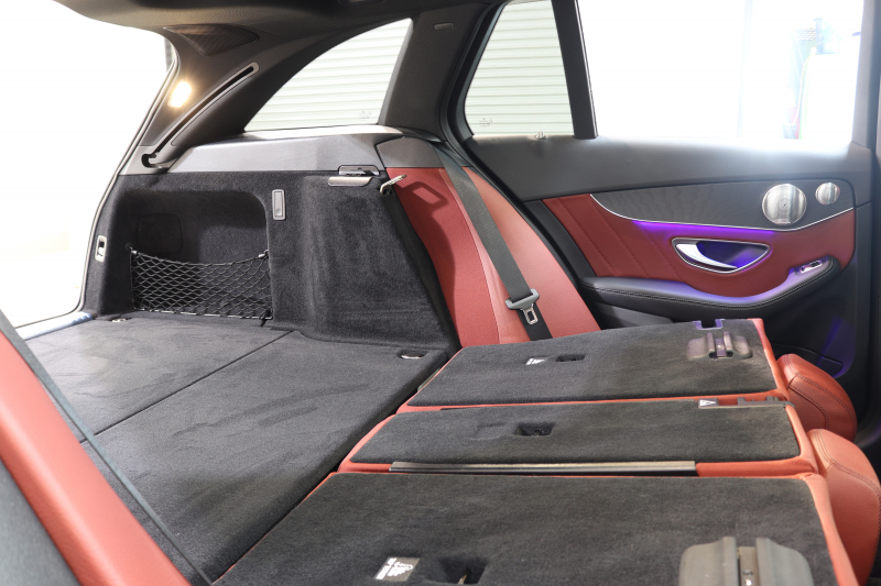 メルセデスベンツ Cクラス C200ｽﾃｰｼｮﾝﾜｺﾞﾝ 4MATIC AVG AMGﾗｲﾝ ﾚｻﾞｰｴｸｽｸﾙｰｼﾌﾞ&ﾚｰﾀﾞｰｾｰﾌﾃｨPKG　BSG搭載 ｷｰﾚｽｺﾞｰ 赤本革 ﾊﾟﾉﾗﾏSR ﾍｯﾄﾞｱｯﾌﾟD HDDﾅﾋﾞTV ｽﾏﾎ連携 ﾌﾞﾙﾒｽﾀｰ ﾊﾞｯｸｶﾒﾗ PTS LEDﾗｲﾄ ﾊﾝｽﾞﾌﾘｰA AMGｴｱﾛ&18AW ｴｱｻｽ 9AT　2年保証