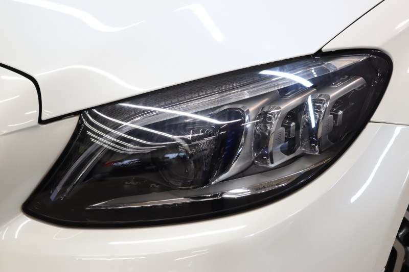 メルセデスベンツ Cクラス C200ｽﾃｰｼｮﾝﾜｺﾞﾝ 4MATIC AVG AMGﾗｲﾝ ﾚｻﾞｰｴｸｽｸﾙｰｼﾌﾞ&ﾚｰﾀﾞｰｾｰﾌﾃｨPKG　BSG搭載 ｷｰﾚｽｺﾞｰ 赤本革 ﾊﾟﾉﾗﾏSR ﾍｯﾄﾞｱｯﾌﾟD HDDﾅﾋﾞTV ｽﾏﾎ連携 ﾌﾞﾙﾒｽﾀｰ ﾊﾞｯｸｶﾒﾗ PTS LEDﾗｲﾄ ﾊﾝｽﾞﾌﾘｰA AMGｴｱﾛ&18AW ｴｱｻｽ 9AT　2年保証