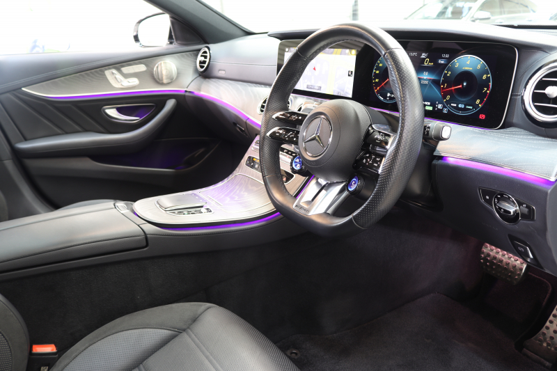 AMG Eクラス E53 4MATIC+ ｴｸｽｸﾙｰｼﾌﾞ&ﾚｰﾀﾞｰｾｰﾌﾃｨPKG　ISG搭載 後期 1ｵｰﾅｰ ｷｰﾚｽｺﾞｰ 黒本革 ﾍﾞﾝﾁﾚｰﾀｰ ﾊﾟﾉﾗﾏSR ﾍｯﾄﾞｱｯﾌﾟD MBUXﾅﾋﾞTV&ARﾅﾋﾞTV ｽﾏﾎ連携 ﾌﾞﾙﾒｽﾀｰ 360ｶﾒﾗ PTS LEDﾗｲﾄ ﾊﾝｽﾞﾌﾘｰA AMG専用装備&ﾁｭｰﾆﾝｸﾞ ﾜｲﾔﾚｽ充電 9AT　2年保証