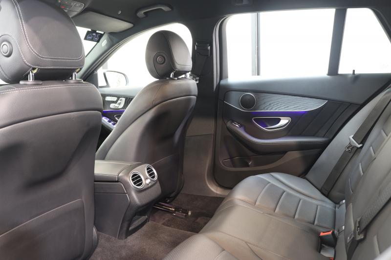 メルセデスベンツ Cクラス C220dｽﾃｰｼｮﾝﾜｺﾞﾝ AVG AMGﾗｲﾝ ﾚｰﾀﾞｰｾｰﾌﾃｨPKG　後期 MEｺﾈｸﾄ ｷｰﾚｽｺﾞｰ 黒革 HDDﾅﾋﾞTV ｽﾏﾎ連携 ﾊﾞｯｸｶﾒﾗ PTS LEDﾗｲﾄ 自動Rｹﾞｰﾄ AMGｴｱﾛ&18AW ｴｱｻｽ 9AT　2年保証