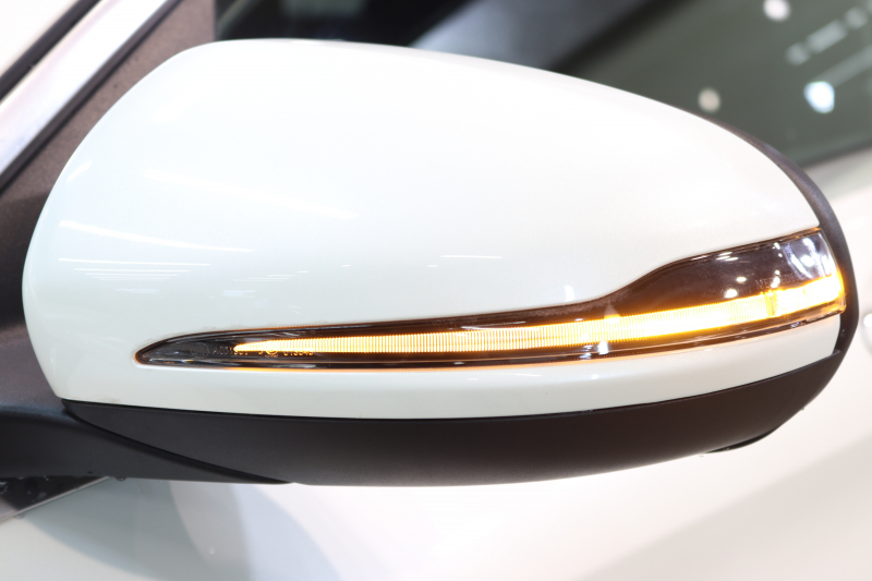 メルセデスベンツ Cクラス C200 AVG AMGﾗｲﾝ ﾚｻﾞｰｴｸｽｸﾙｰｼﾌﾞ&ﾚｰﾀﾞｰｾｰﾌﾃｨPKG　BSG搭載 後期 ｷｰﾚｽｺﾞｰ 黒本革 ﾍｯﾄﾞｱｯﾌﾟD HDDﾅﾋﾞTV ｽﾏﾎ連携 ﾌﾞﾙﾒｽﾀｰ ﾊﾞｯｸｶﾒﾗ PTS LEDﾗｲﾄ ﾊﾝｽﾞﾌﾘｰA AMGｴｱﾛ&18AW ｴｱｻｽ 9AT　2年保証