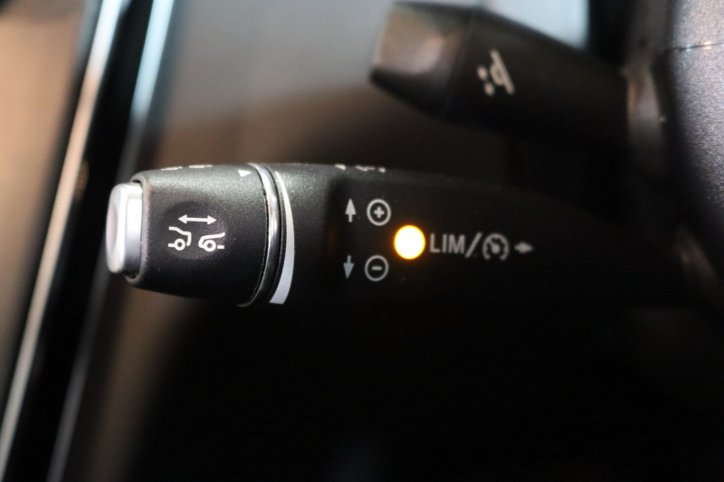 AMG Cクラス C63ｽﾃｰｼｮﾝﾜｺﾞﾝ ﾚｰﾀﾞｰｾｰﾌﾃｨPKG　ｷｰﾚｽｺﾞｰ 黒本革 ﾊﾟﾉﾗﾏSR ﾍｯﾄﾞｱｯﾌﾟD HDDﾅﾋﾞTV BT音楽 ﾌﾞﾙﾒｽﾀｰ ﾊﾞｯｸｶﾒﾗ PTS LEDﾗｲﾄ ﾊﾝｽﾞﾌﾘｰA AMG専用装備&ﾁｭｰﾆﾝｸﾞﾀﾞｲﾅﾐｯｸｾﾚｸﾄ　2年保証