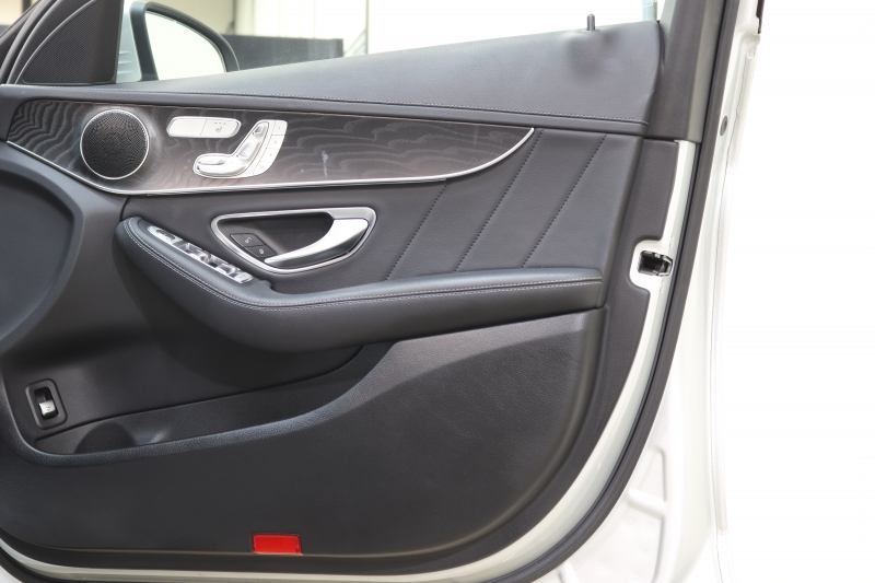 メルセデスベンツ Cクラス C200ｽﾃｰｼｮﾝﾜｺﾞﾝ ｽﾎﾟｰﾂ ﾚｰﾀﾞｰｾｰﾌﾃｨPKG　中期 1ｵｰﾅｰ 黒革 純正ﾅﾋﾞTV BT音楽 ﾊﾞｯｸｶﾒﾗ PTS LEDﾗｲﾄ 自動Rｹﾞｰﾄ AMGｴｱﾛ&18AW ﾀﾞｲﾅﾐｯｸｾﾚｸﾄ ｴｱｻｽ 9AT　2年保証